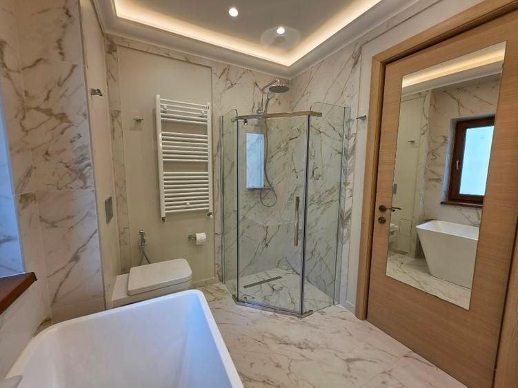 Apartament cu 3 camere decomandat, mobilat în Dorobanți