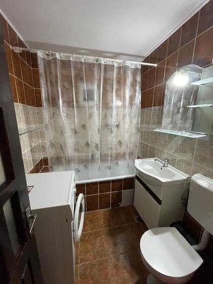 Apartament cu 3 camere decomandat, mobilat în Fălticeni