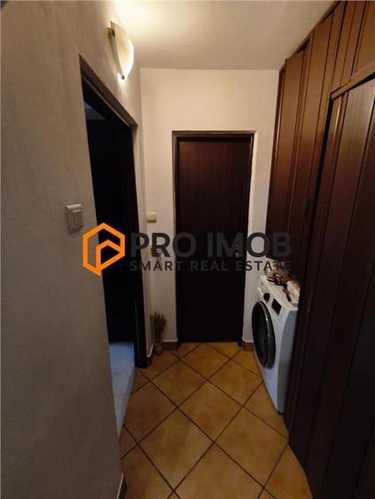 Apartament cu 2 camere decomandat, mobilat în Unirii Sud