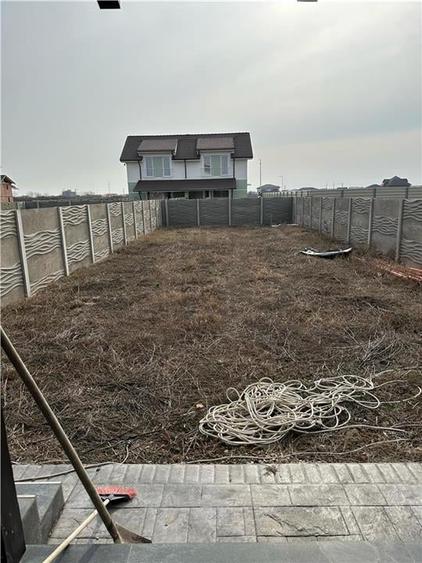 Duplex cu 3 camere cu Teren 375 Mp în Moșnița Nouă
