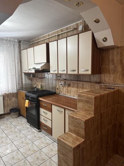 Apartament cu 2 camere semidecomandat în Bistrița