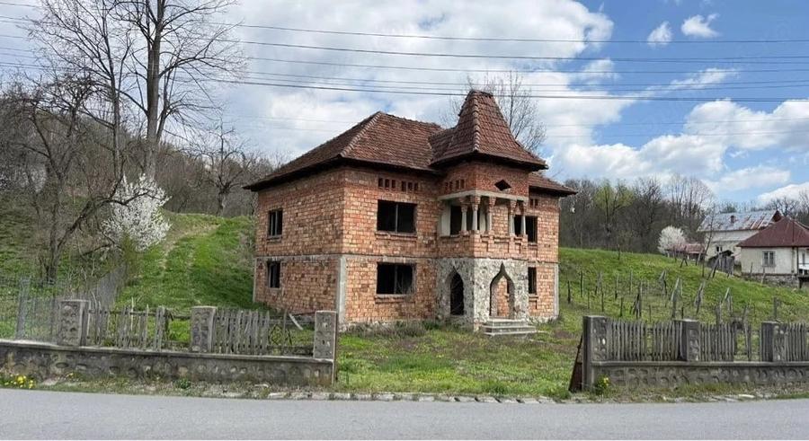 Teren de 3500 mp, în Măldărești