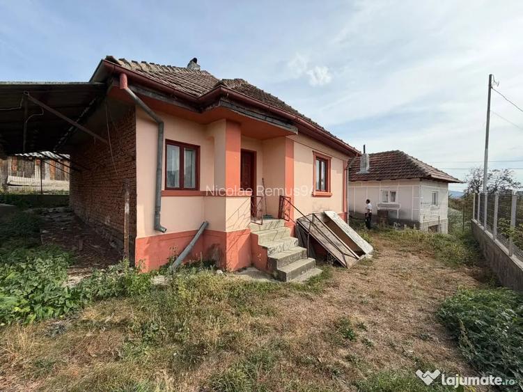 Casa de vanzare Corbeni, Transfagara?an | Teren 430 mp | 30.000 negociabil