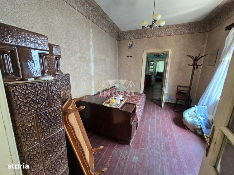 Casă cu 3 camere în Central