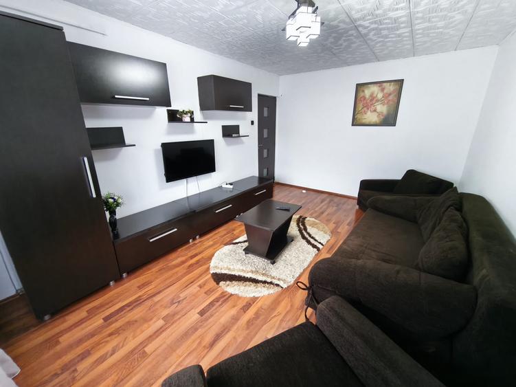 Apartament cu 2 camere decomandat în Mărășești