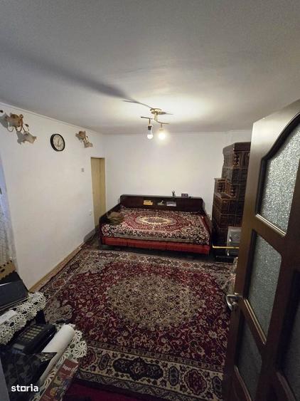 Casa-3 camere in cartierul N.Titulescu, teren 240mp, libera, utilitati - 2