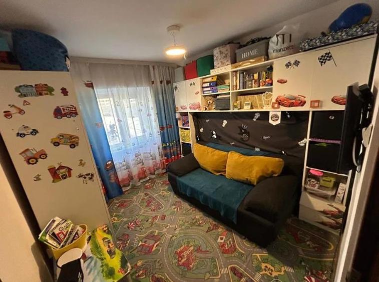 Apartament 3 camere cartier Pacurari - 5