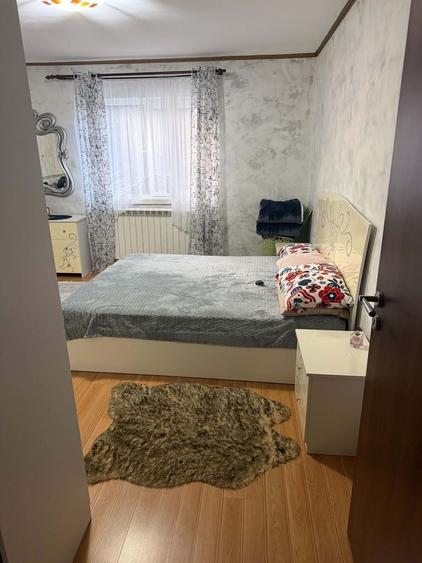 Casă cu 4 camere în Dobrin
