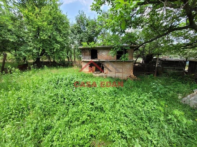 Casă cu 4 camere în Băicoi