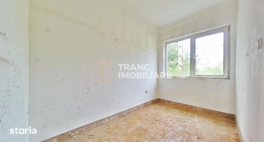 Spațiu comercial, de 117 mp, în Conop