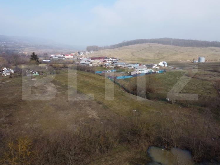 Teren Construcții intravilan de 3470 mp, în Ocnița