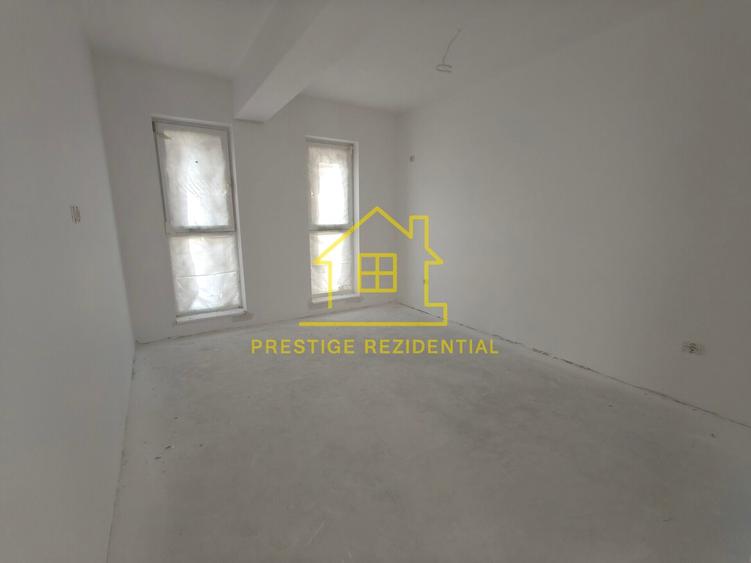 Apartament cu 3 camere decomandat în Theodor Pallady