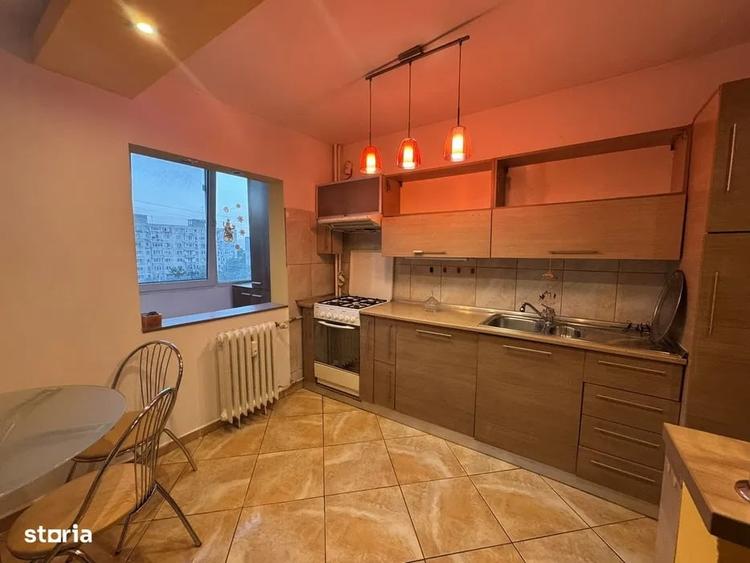 Apartament cu 3 camere decomandat, mobilat în Drumul Taberei