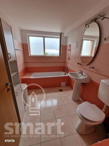 Apartament cu 3 camere semidecomandat în Zorilor