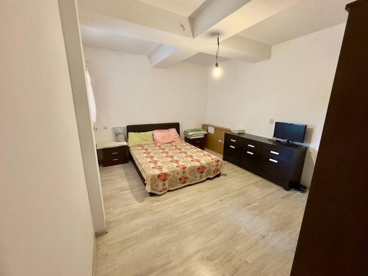 Casă individuală cu 5 camere cu Piscina în Berceni