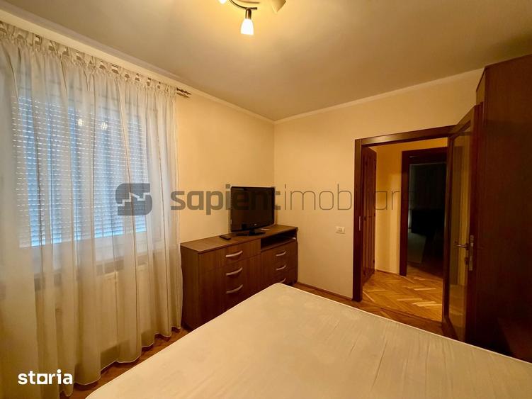 Apartament cu 3 camere decomandat în Cetății