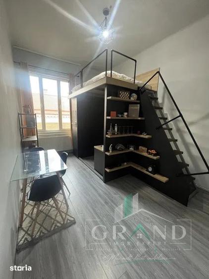 Apartament cu 3 camere, mobilat în Central