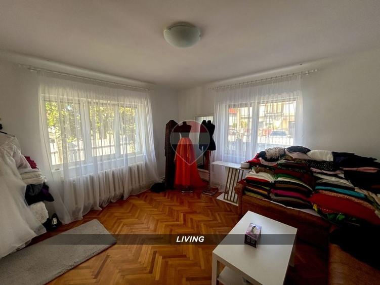 Casă individuală cu 3 camere cu Teren 500 Mp în Orașul Vechi