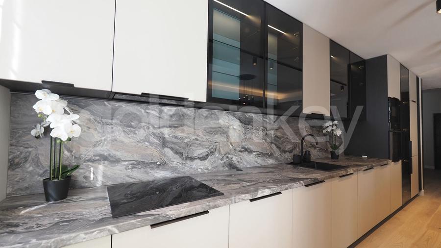 Apartament cu 3 camere decomandat, mobilat în Aviației