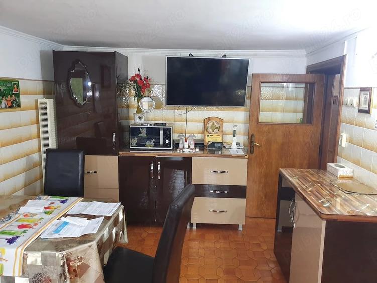 Casă cu Teren 520 Mp în Vlădești
