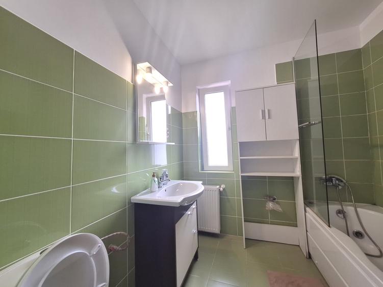 Apartament cu 3 camere, 2 balcoane, 61,19 mp, zona Terra - 7