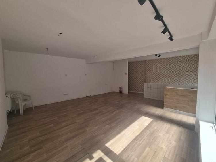 Casă cu 2 camere cu Teren 120 Mp în Central