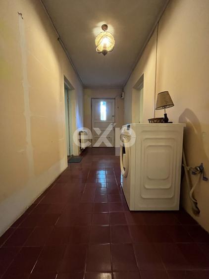 Casă individuală cu 3 camere cu Canalizare în Găești