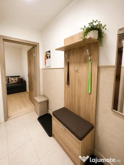 Apartament cu 2 camere semidecomandat în Casa de Cultură