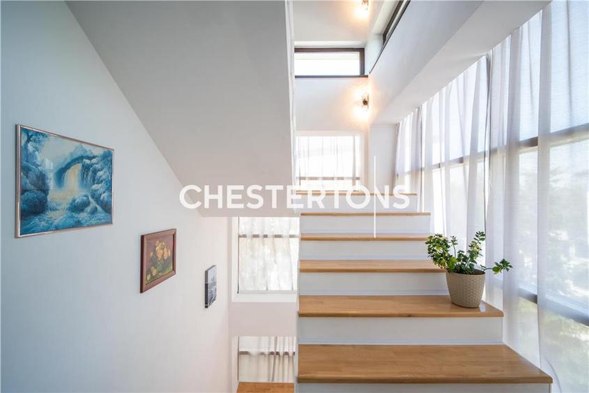 Vanzare Casa P+1+M/Curte 823 MP/Construtie impecabila/compartimentare deosebita - 9