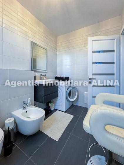 Apartament cu 2 camere decomandat în 22 Decembrie