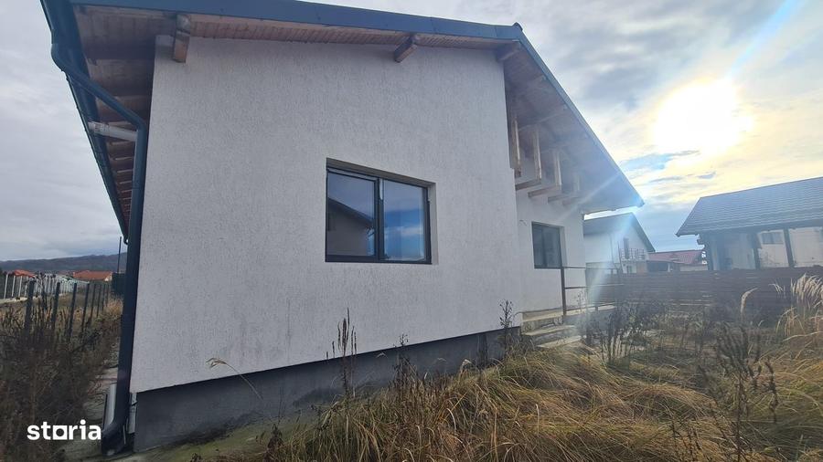 Casă cu 3 camere în Central
