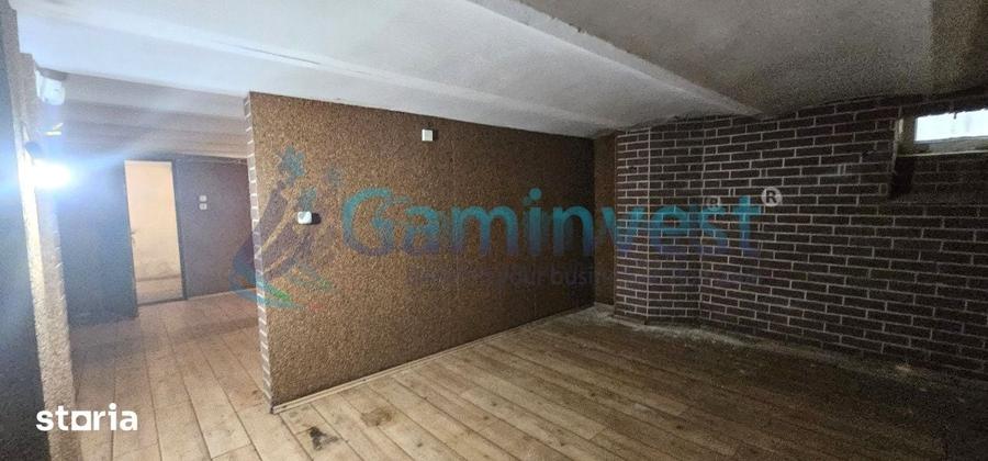Casă cu 4 camere cu Teren 281 Mp în Central