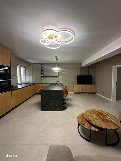 Apartament cu 3 camere în Central
