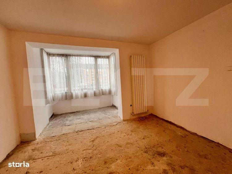 Apartament cu 2 camere semidecomandat în Central