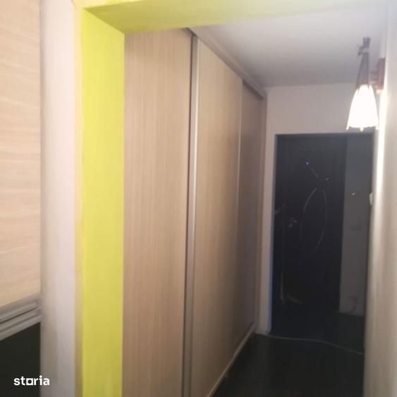 Apartament cu 3 camere în 1 Mai