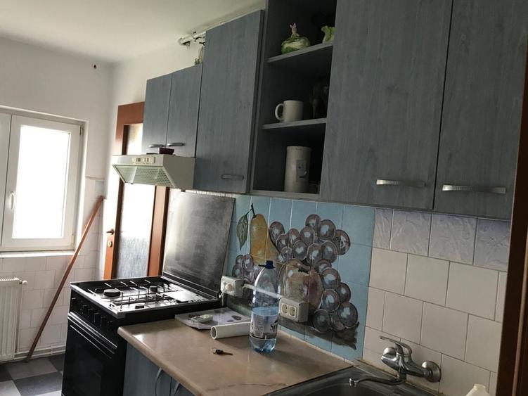 Apartament cu 2 camere decomandat în Steaua