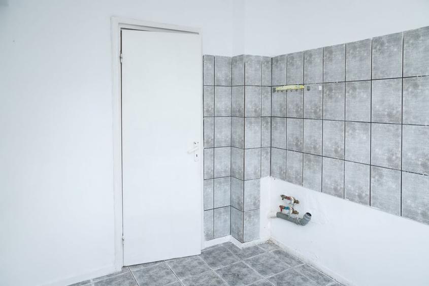 Apartament cu 2 camere semidecomandat în Titan