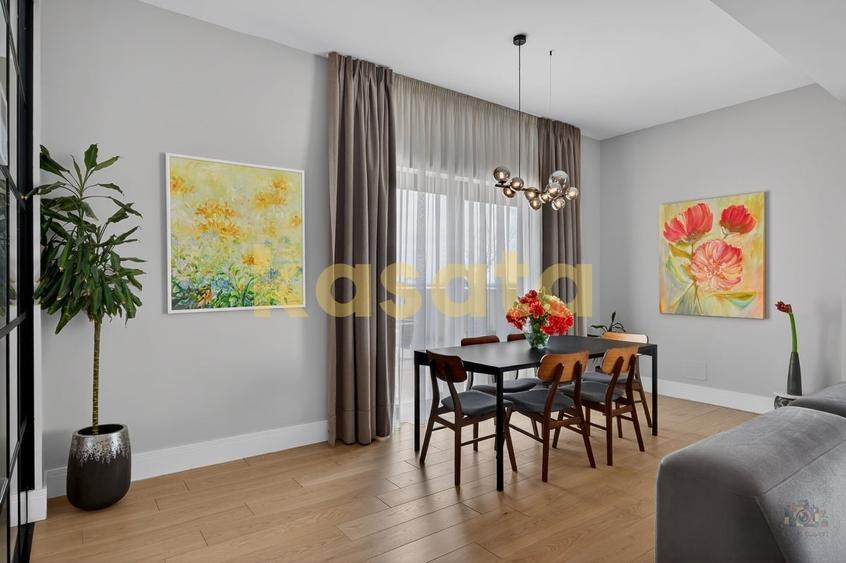 Apartament cu 4 camere semidecomandat în Pipera