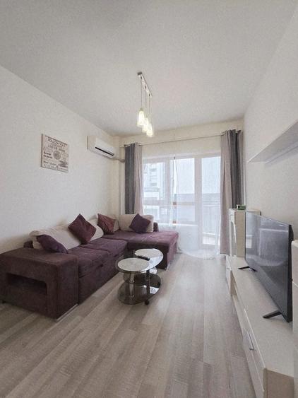 Apartament cu 2 camere semidecomandat, mobilat în Mihai Bravu