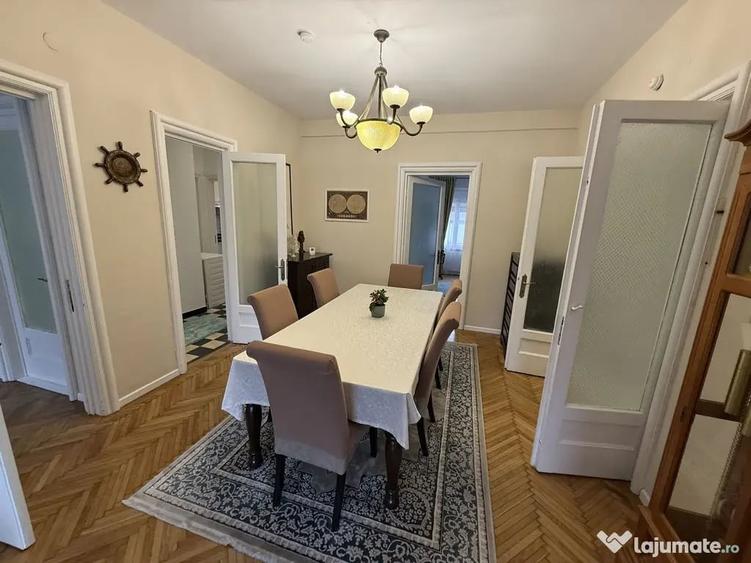 Apartament cu 6 camere decomandat în Ultracentral