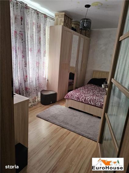 Apartament cu 3 camere în Cetate
