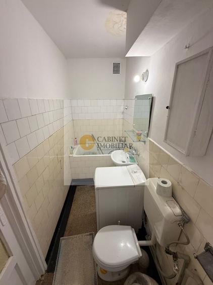 Apartament cu 2 camere semidecomandat, mobilat în Calea Victoriei