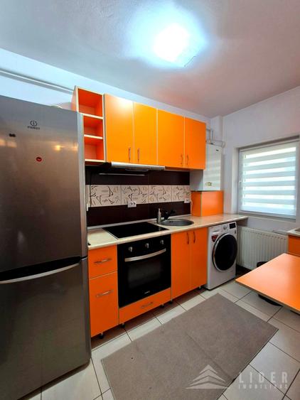 Apartament cu 2 camere semidecomandat, mobilat în Florești