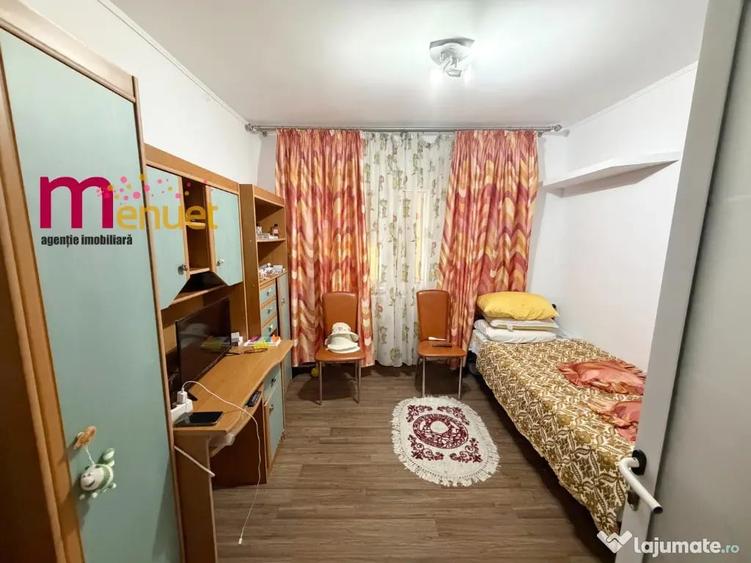 Apartament 3 camere,strada Mircea Voda,etaj 2 - 8