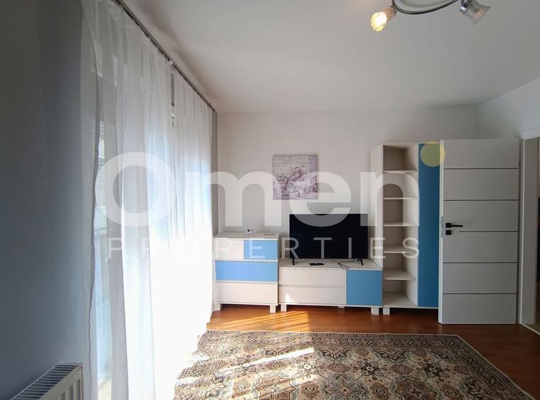 Apartament cu 2 camere decomandat, mobilat în Republicii