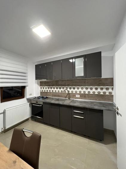 Apartament cu 2 camere decomandat în Giroc