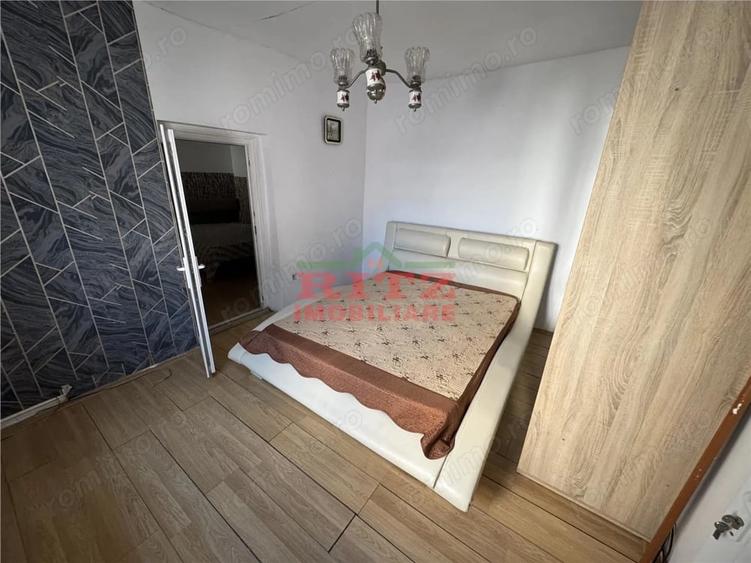 Casă cu 3 camere cu Teren 705 Mp în Piatra