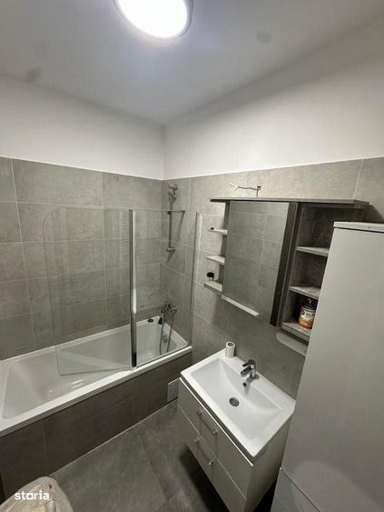 Apartament cu 2 camere în Triaj