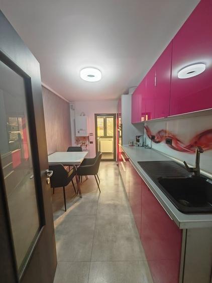 Apartament cu 3 camere în Central