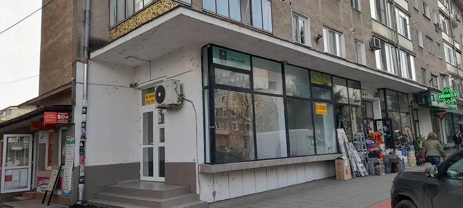 Spațiu comercial, de 80 mp, în Central